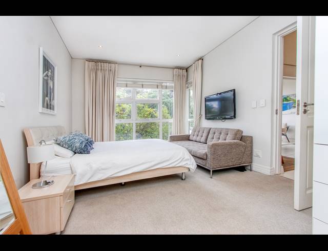 2 BEDROOM APARTMENT TO LET IN HYDE PARK